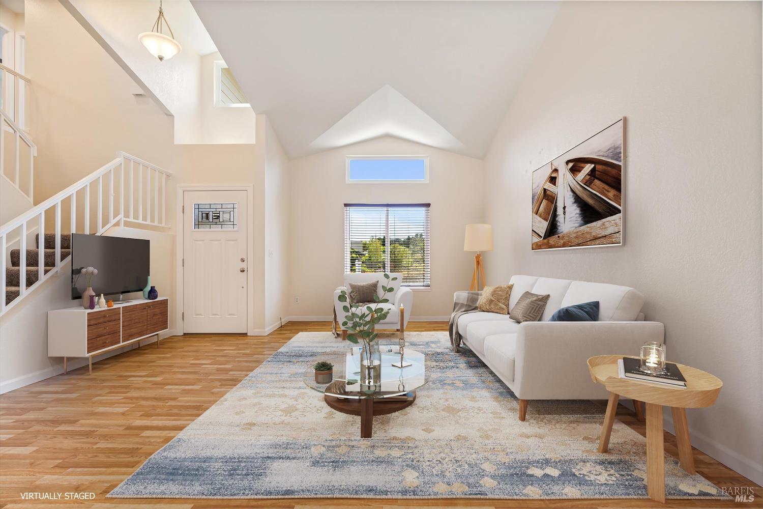 Detail Gallery Image 3 of 35 For 212 Mendelssohn Ct, Cotati,  CA 94931 - 3 Beds | 2/1 Baths