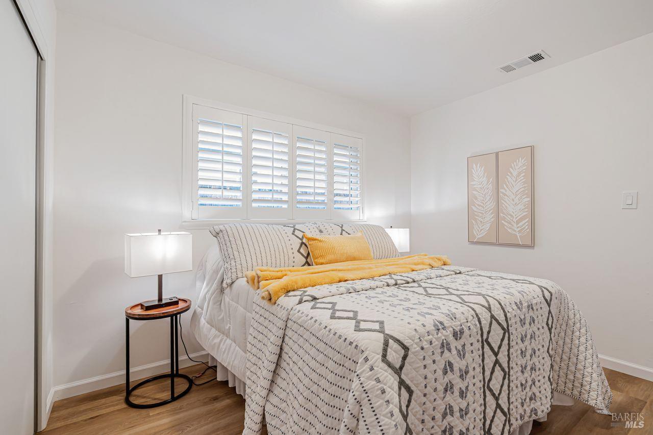 Detail Gallery Image 25 of 38 For 2180 Las Gallinas Ave, San Rafael,  CA 94903 - 3 Beds | 2 Baths