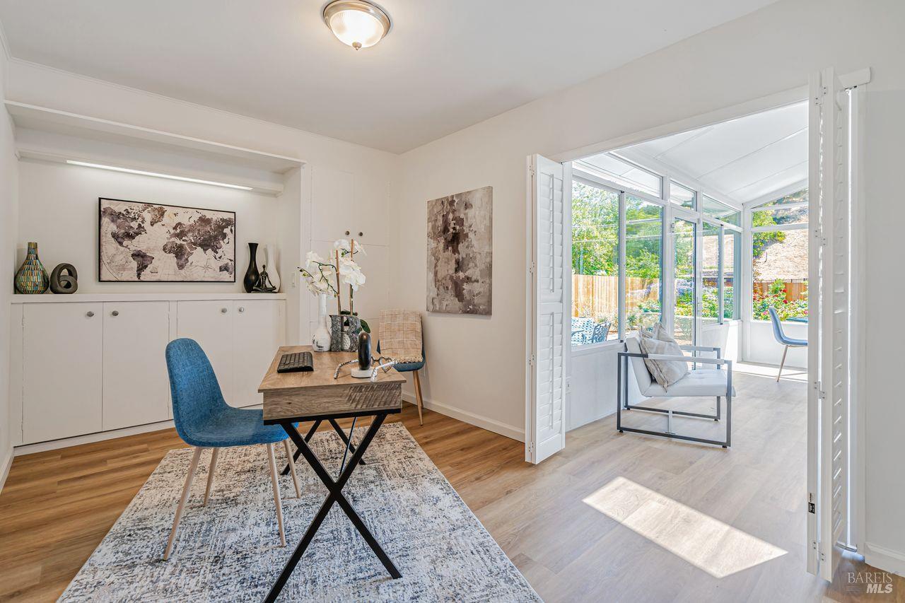 Detail Gallery Image 20 of 38 For 2180 Las Gallinas Ave, San Rafael,  CA 94903 - 3 Beds | 2 Baths