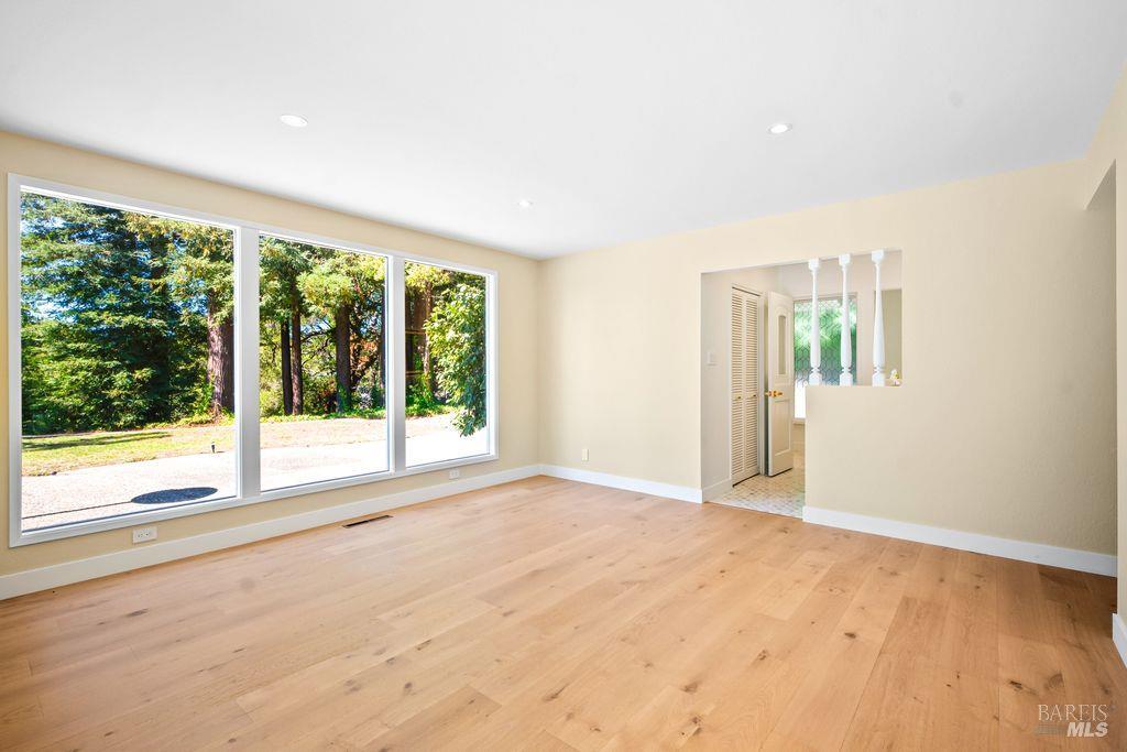 Detail Gallery Image 23 of 70 For 3351 Miraloma Dr, Santa Rosa,  CA 95404 - 4 Beds | 3 Baths