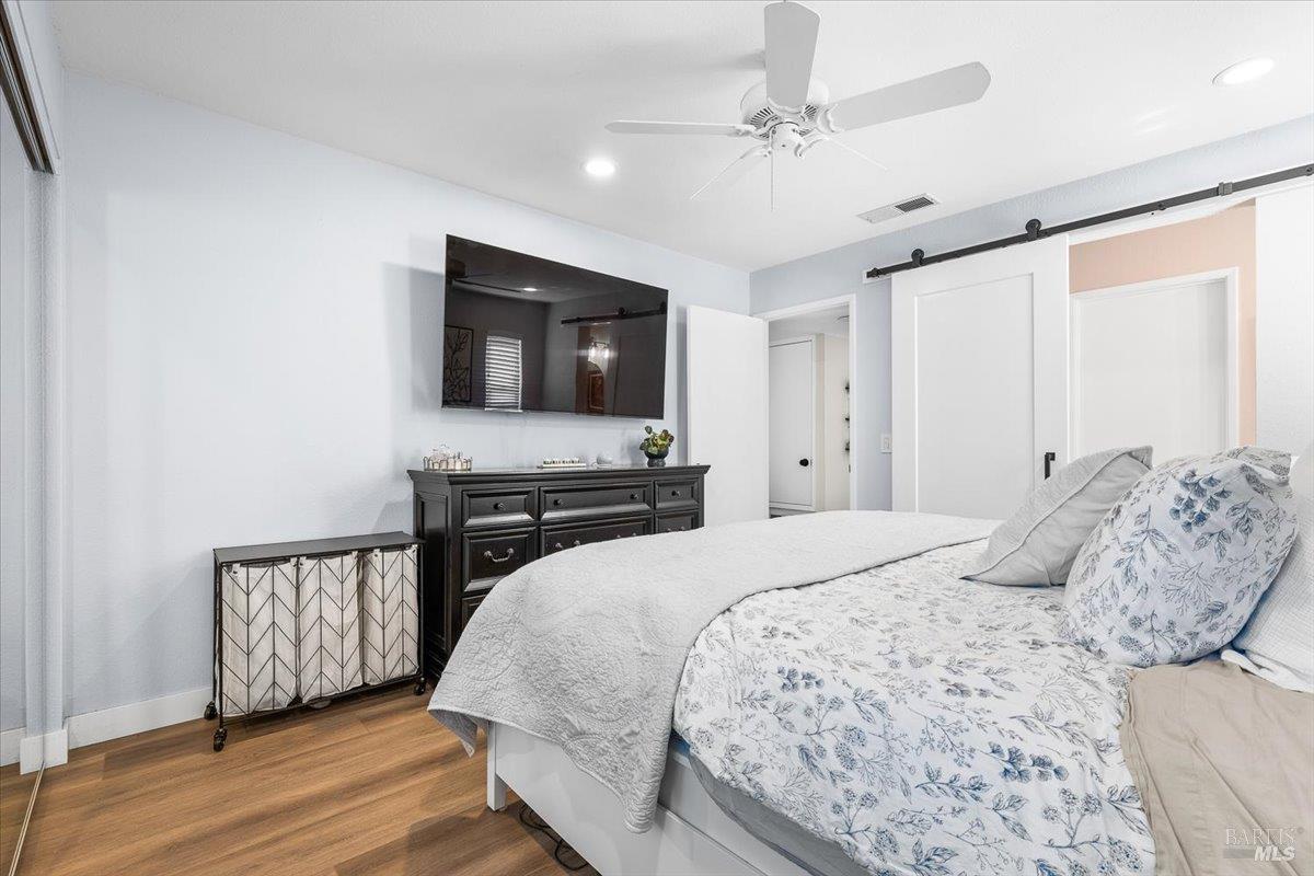 Detail Gallery Image 21 of 39 For 2707 Lakeview Dr, Santa Rosa,  CA 95405 - 2 Beds | 1 Baths