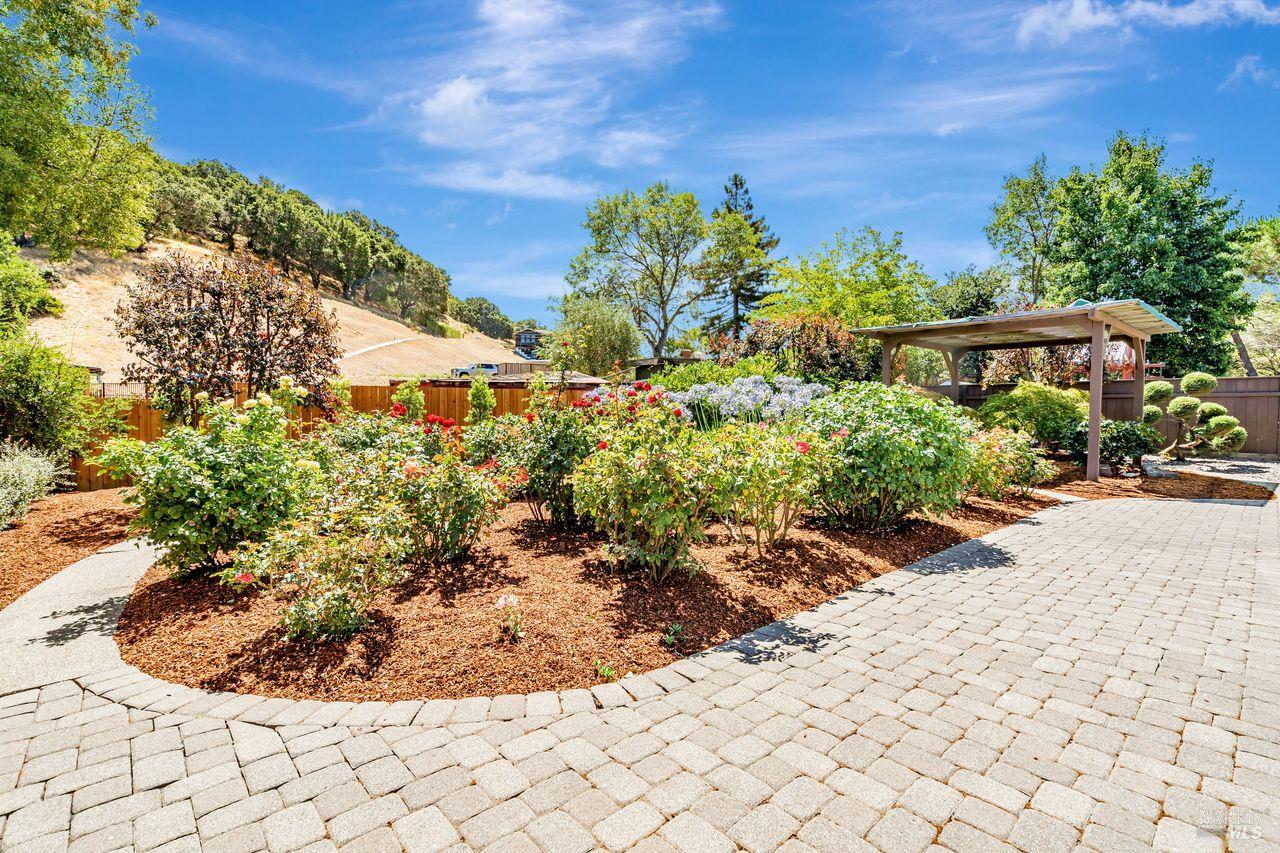 Detail Gallery Image 35 of 38 For 2180 Las Gallinas Ave, San Rafael,  CA 94903 - 3 Beds | 2 Baths
