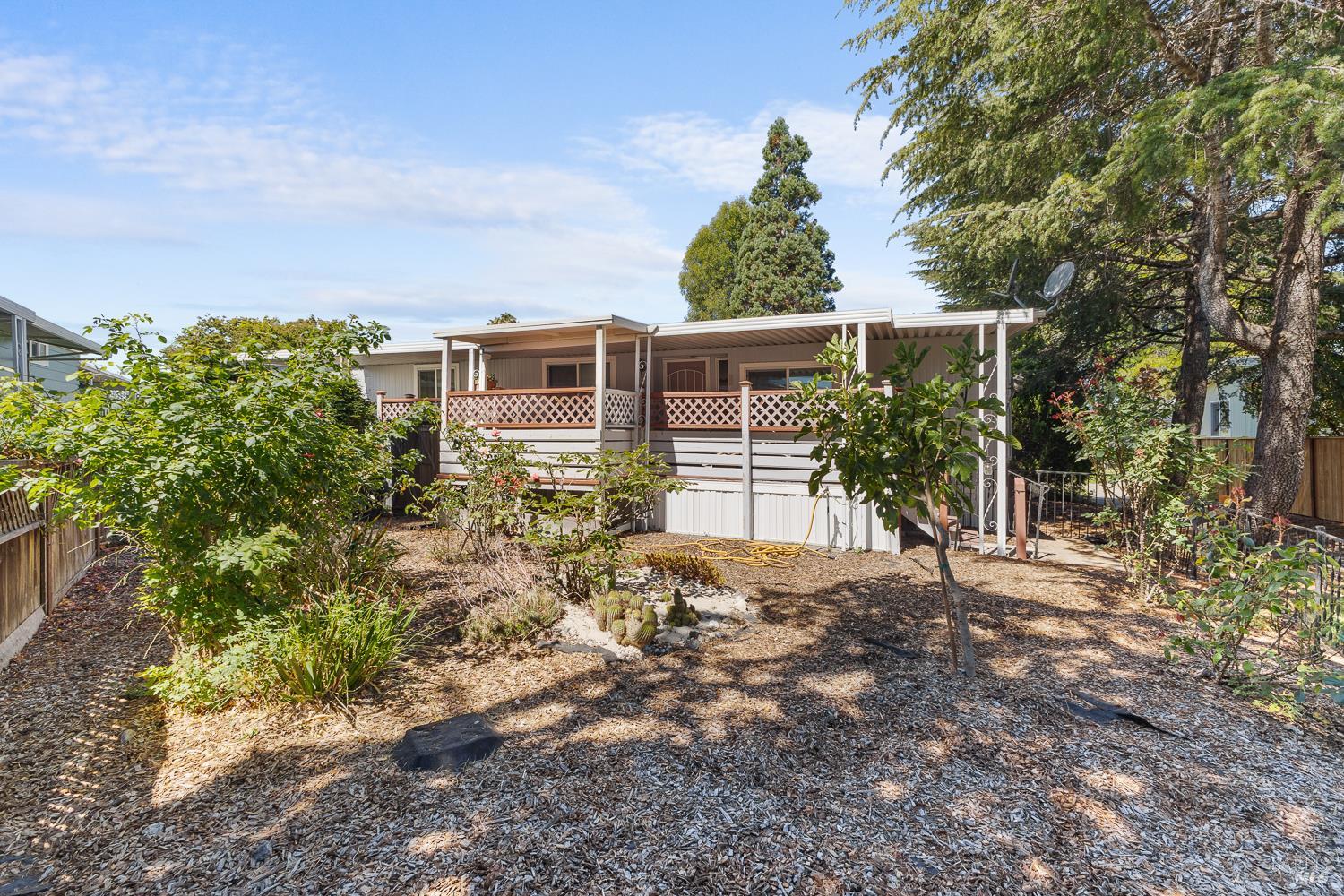 Detail Gallery Image 22 of 26 For 57 Mulberry Ct, Rohnert Park,  CA 94928 - 2 Beds | 2 Baths
