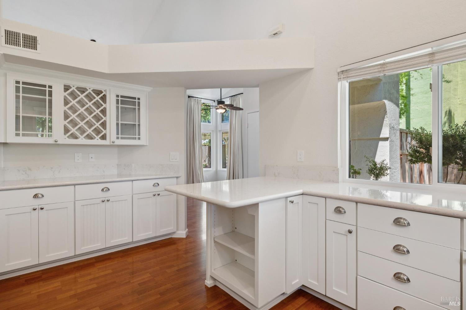 Detail Gallery Image 26 of 82 For 772 Barton Way, Benicia,  CA 94510 - 3 Beds | 2 Baths