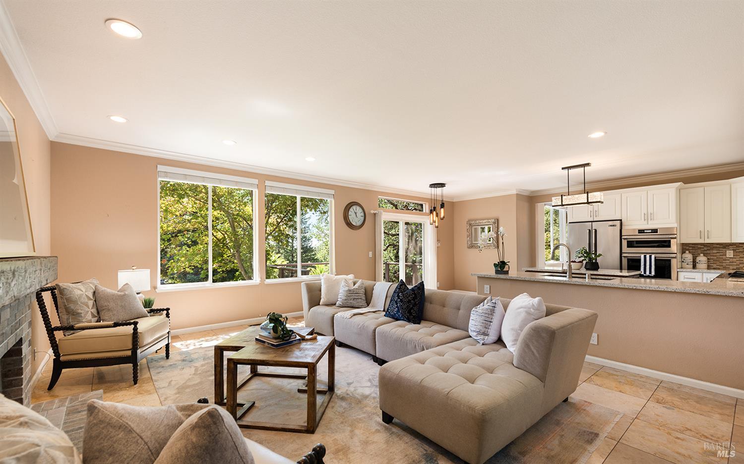 Detail Gallery Image 17 of 35 For 1209 Davida Ct, Windsor,  CA 95492 - 5 Beds | 3 Baths