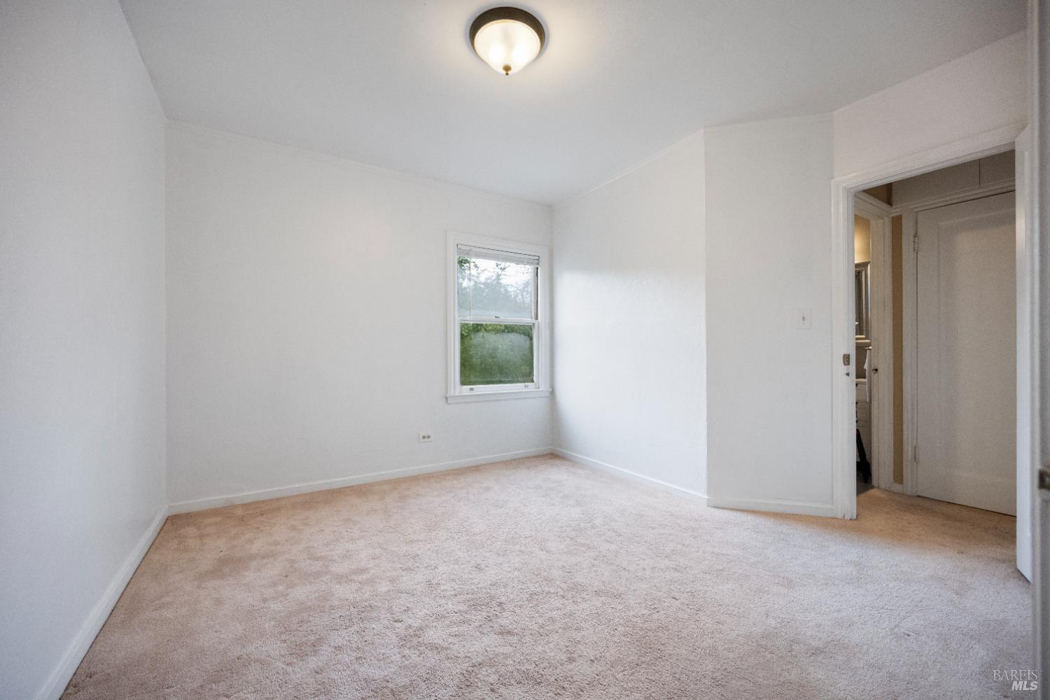 Detail Gallery Image 9 of 24 For 142 Bungalow Ave, San Rafael,  CA 94901 - – Beds | – Baths