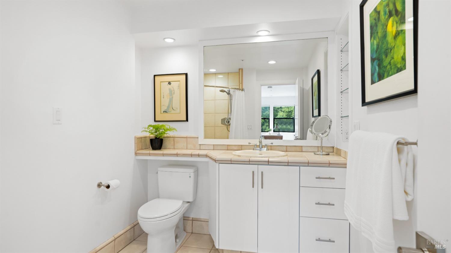 Detail Gallery Image 41 of 75 For 55 Wildwood Ln, Novato,  CA 94947 - 4 Beds | 4/1 Baths