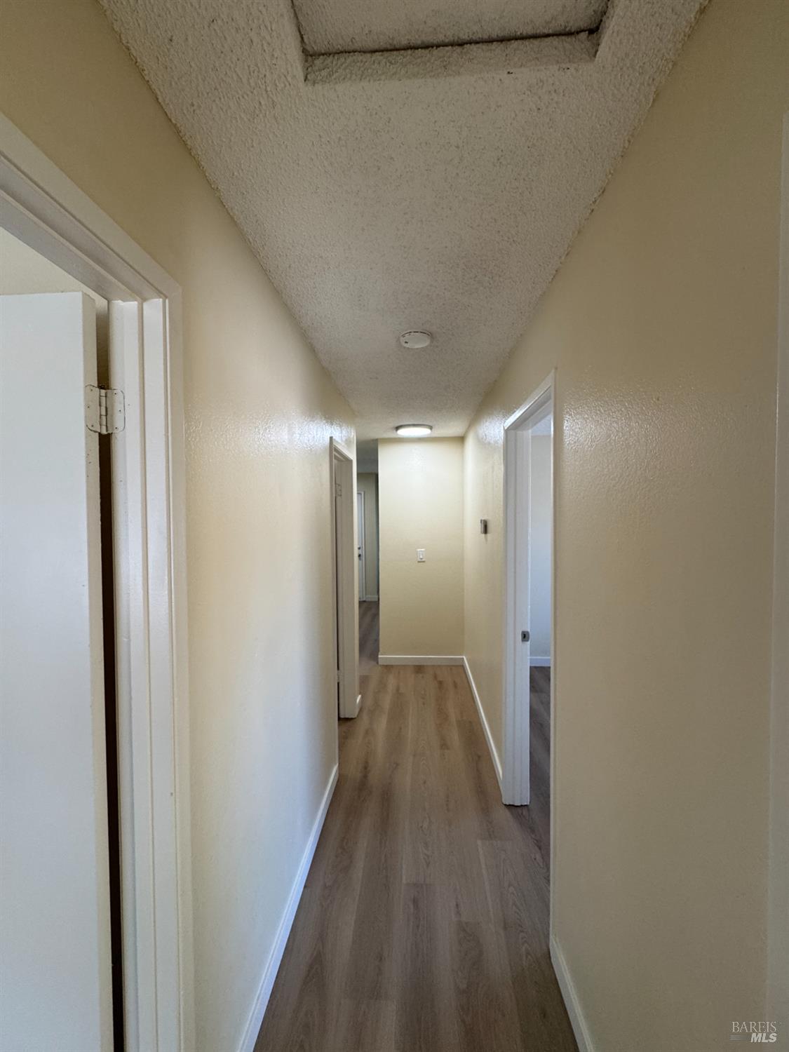 Detail Gallery Image 15 of 58 For 120 Merrimac Ct, Vallejo,  CA 94589 - 3 Beds | 2 Baths