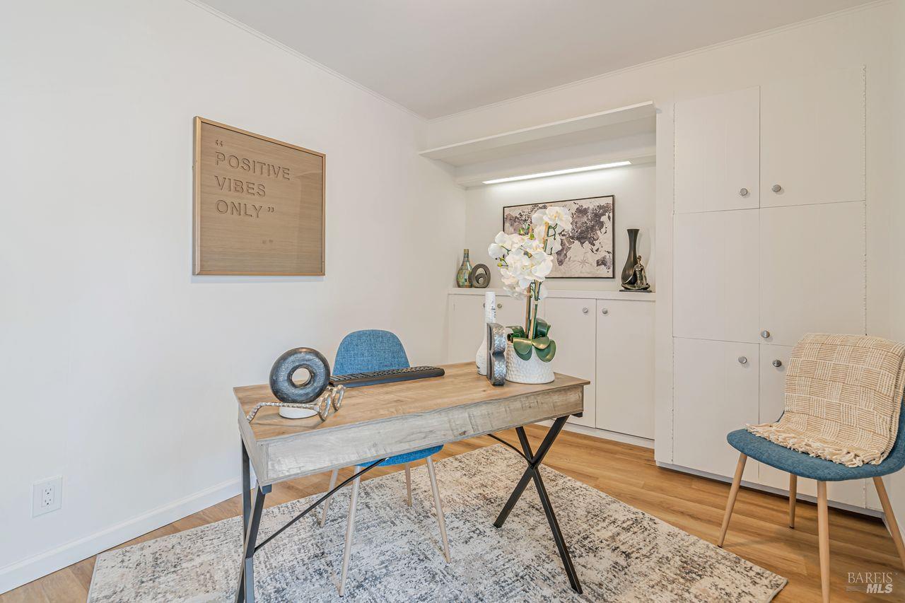 Detail Gallery Image 21 of 38 For 2180 Las Gallinas Ave, San Rafael,  CA 94903 - 3 Beds | 2 Baths