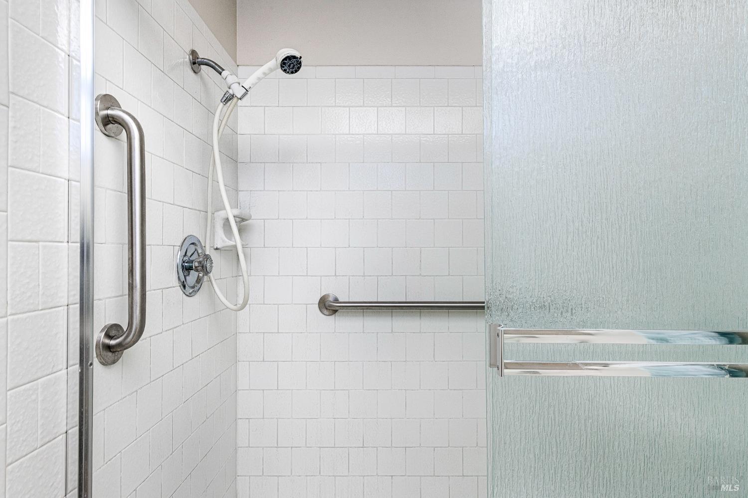 Detail Gallery Image 32 of 43 For 6941 Oak Leaf Dr, Santa Rosa,  CA 95409 - 2 Beds | 2 Baths