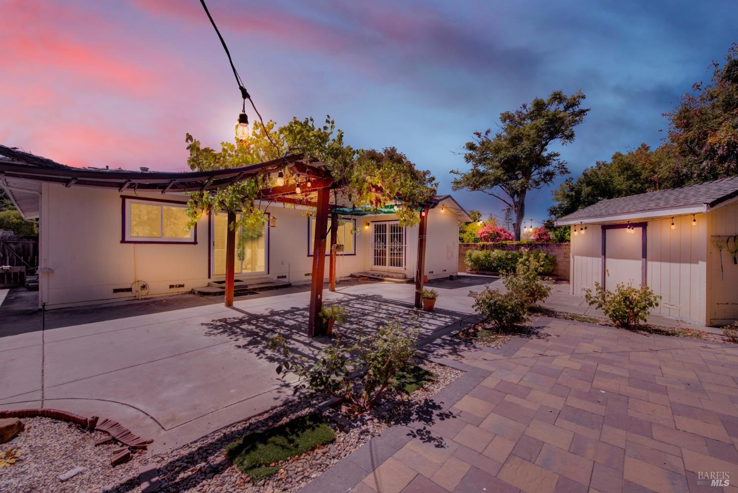 Detail Gallery Image 35 of 35 For 2796 Mankas Blvd, Fairfield,  CA 94534 - 3 Beds | 2 Baths