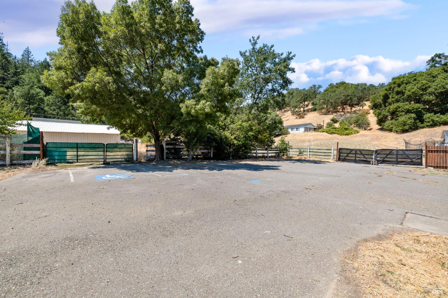 Detail Gallery Image 56 of 67 For 12900 S Highway 101 Hwy, Hopland,  CA 95449 - – Beds | – Baths