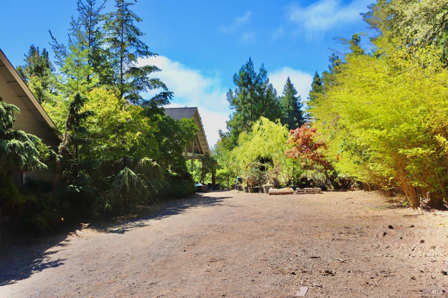 Detail Gallery Image 17 of 62 For 3700 Deer Meadow Ln, Occidental,  CA 95465 - 2 Beds | 2/1 Baths