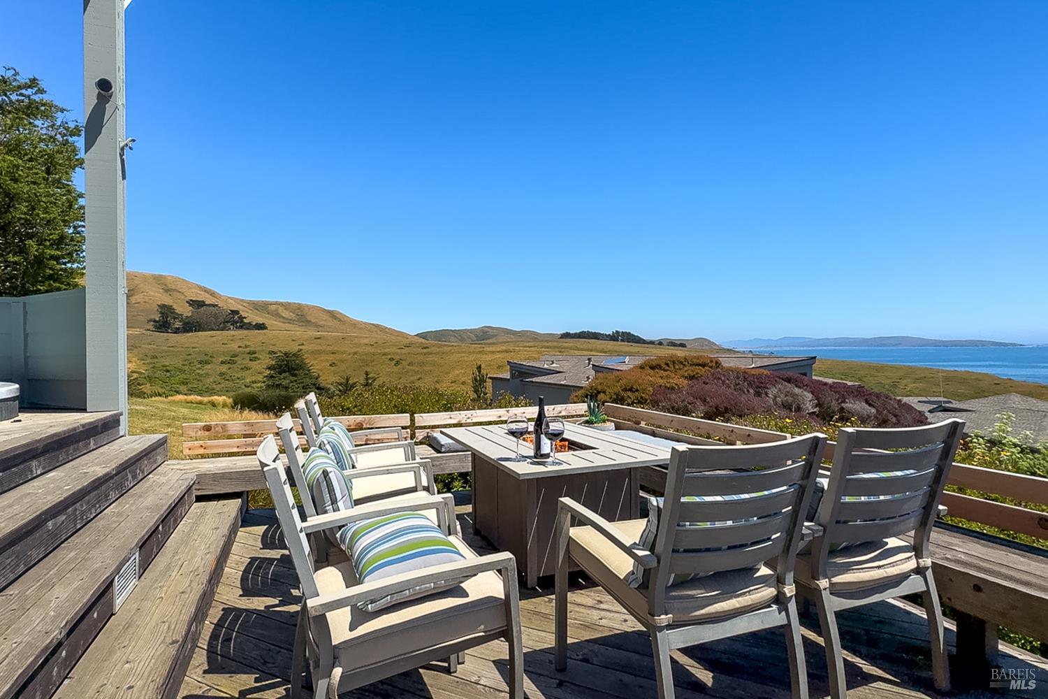 Detail Gallery Image 33 of 54 For 19906 Oyster Catcher Loop, Bodega Bay,  CA 94923 - 2 Beds | 2 Baths