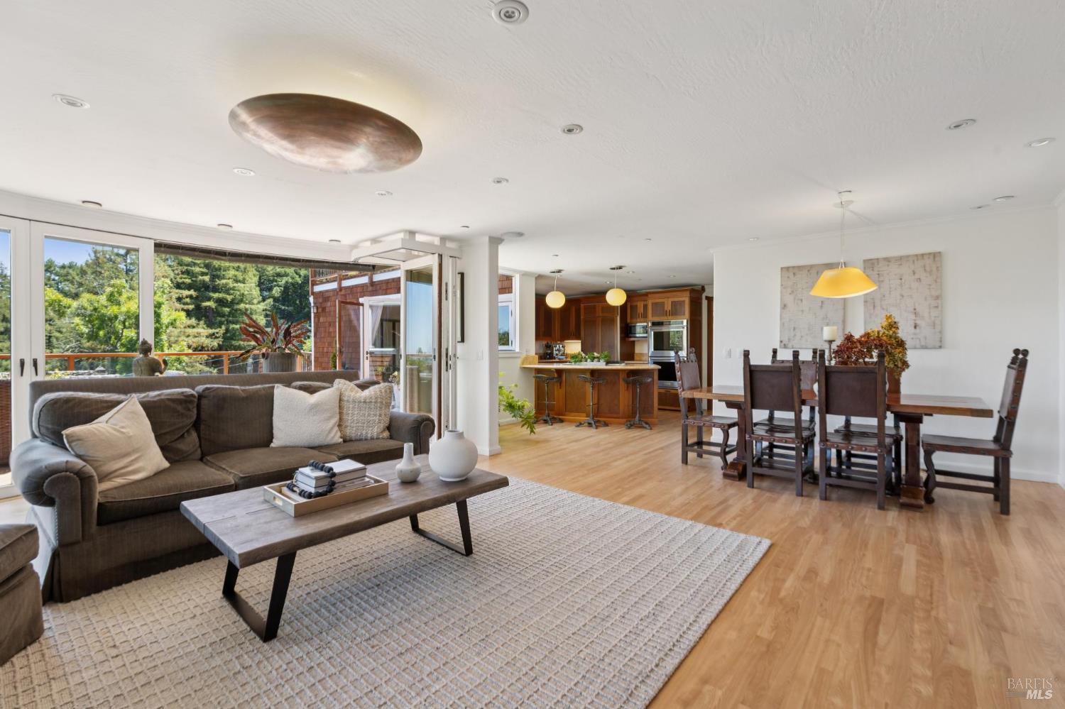 Detail Gallery Image 5 of 60 For 222 Marguerite Ave, Mill Valley,  CA 94941 - 4 Beds | 5 Baths