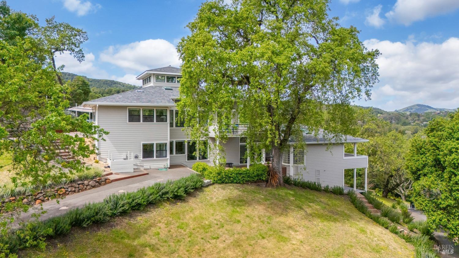 Detail Gallery Image 71 of 75 For 55 Wildwood Ln, Novato,  CA 94947 - 4 Beds | 4/1 Baths
