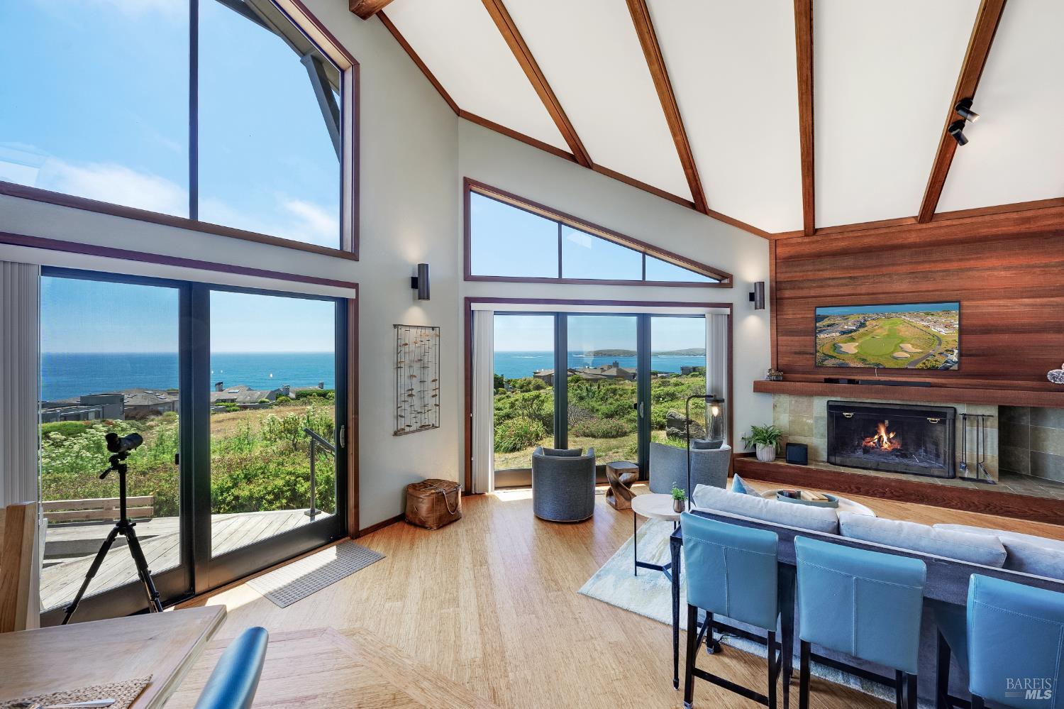 Detail Gallery Image 2 of 54 For 19906 Oyster Catcher Loop, Bodega Bay,  CA 94923 - 2 Beds | 2 Baths