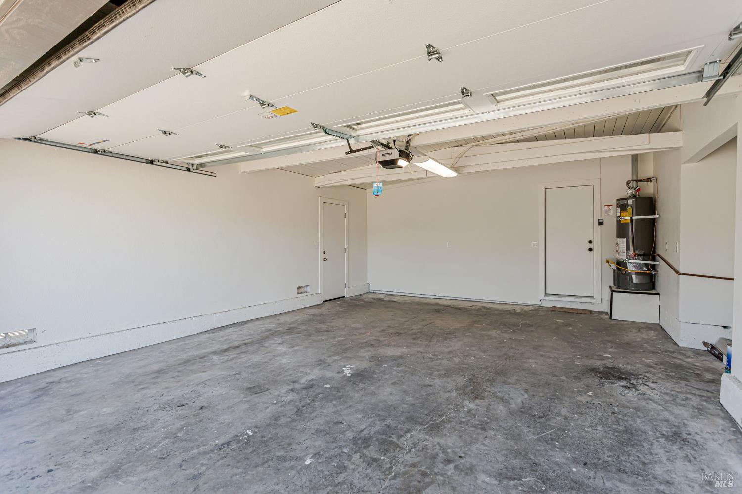 Detail Gallery Image 31 of 33 For 331 N West St, Vacaville,  CA 95688 - 3 Beds | 2 Baths