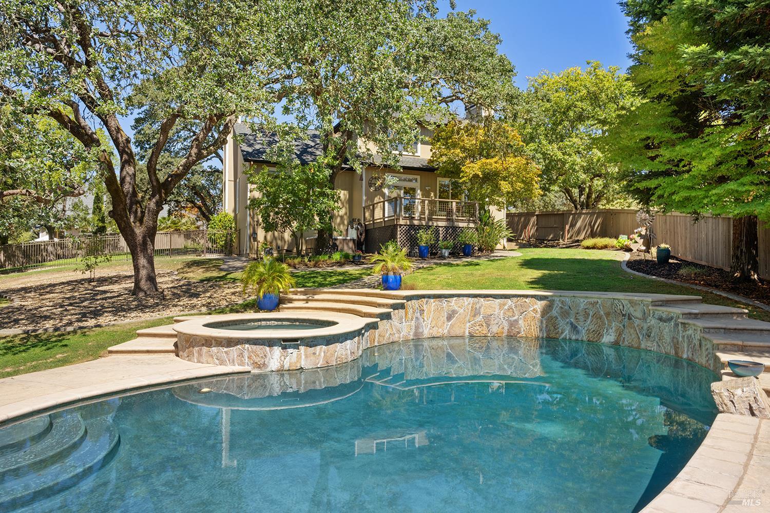 Detail Gallery Image 29 of 35 For 1209 Davida Ct, Windsor,  CA 95492 - 5 Beds | 3 Baths
