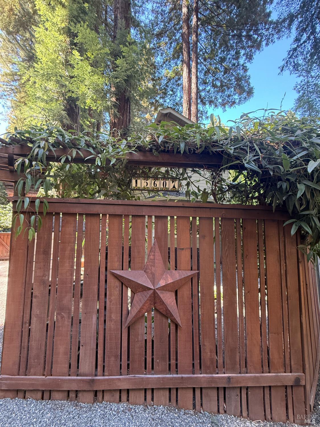 Detail Gallery Image 33 of 38 For 15607 Old Cazadero Rd, Guerneville,  CA 95446 - 1 Beds | 2 Baths