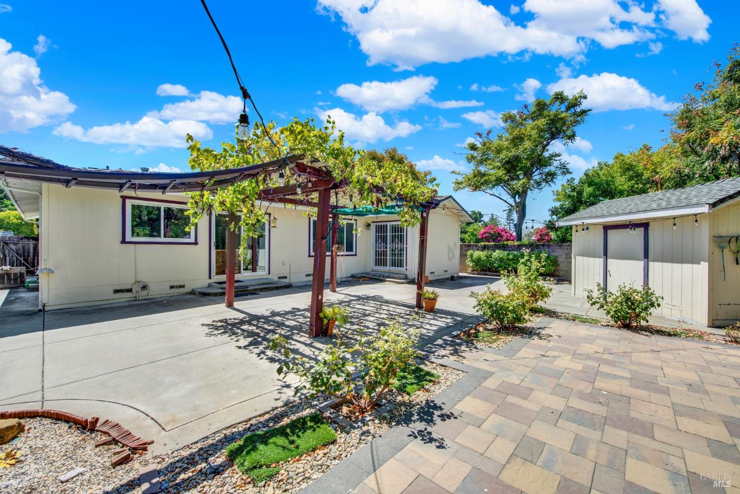 Detail Gallery Image 25 of 35 For 2796 Mankas Blvd, Fairfield,  CA 94534 - 3 Beds | 2 Baths