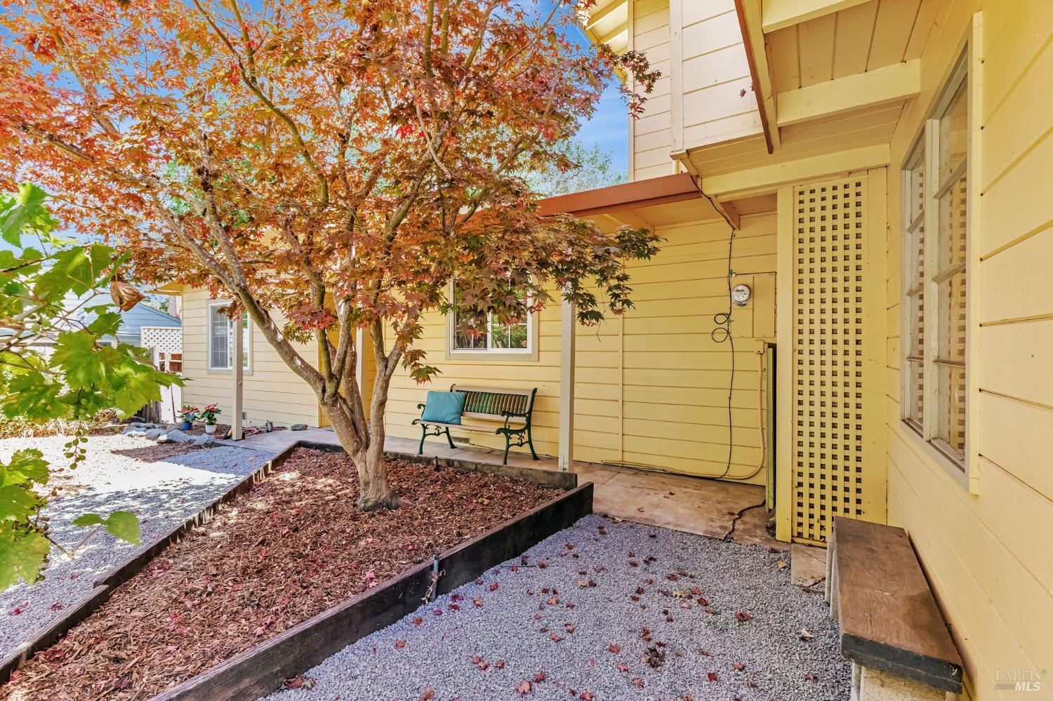 Front Image Thumbnail for BA325014679