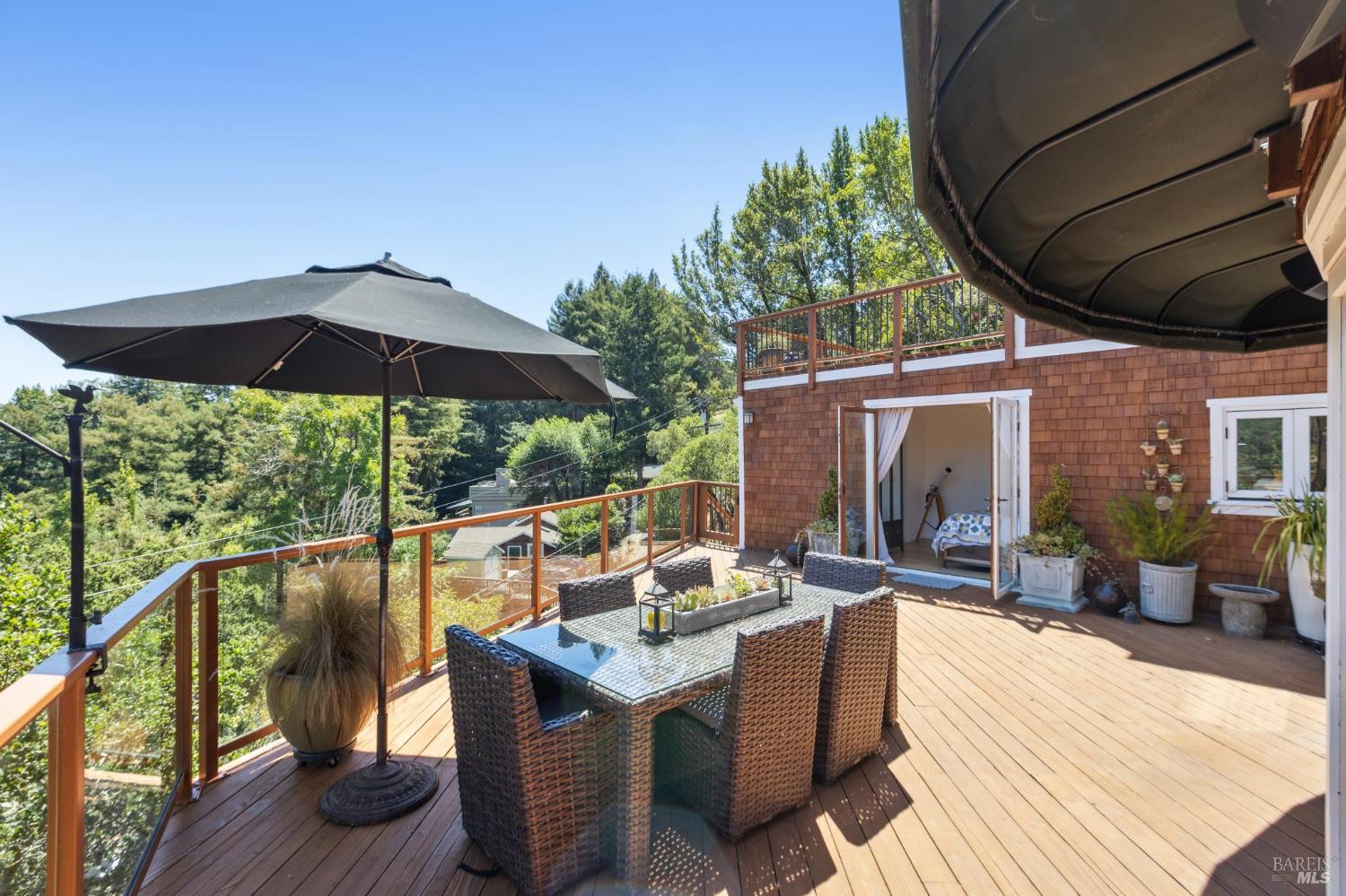 Detail Gallery Image 4 of 60 For 222 Marguerite Ave, Mill Valley,  CA 94941 - 4 Beds | 5 Baths