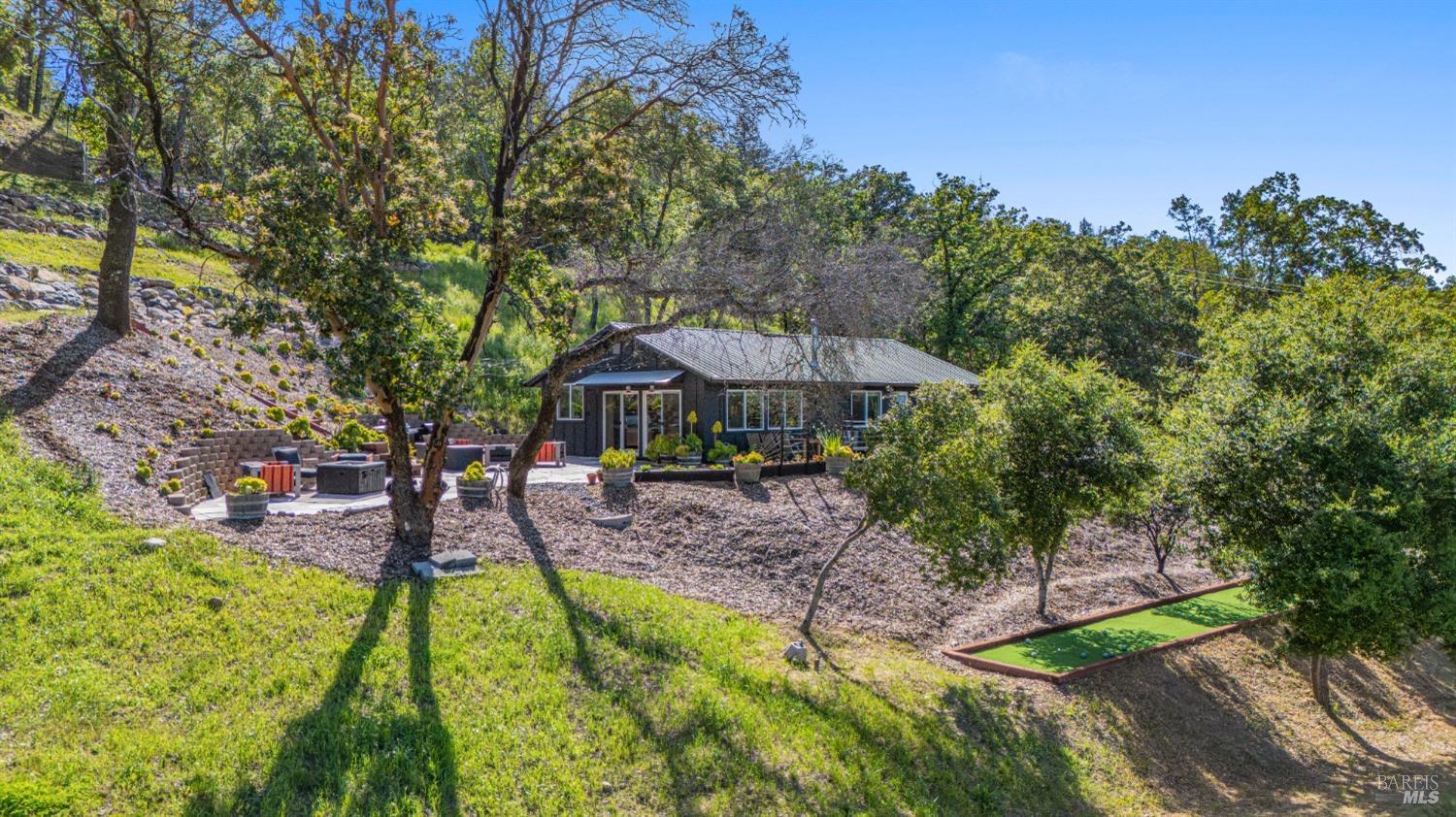 Detail Gallery Image 24 of 58 For 22855 Chianti Rd, Geyserville,  CA 95441 - 5 Beds | 3/1 Baths