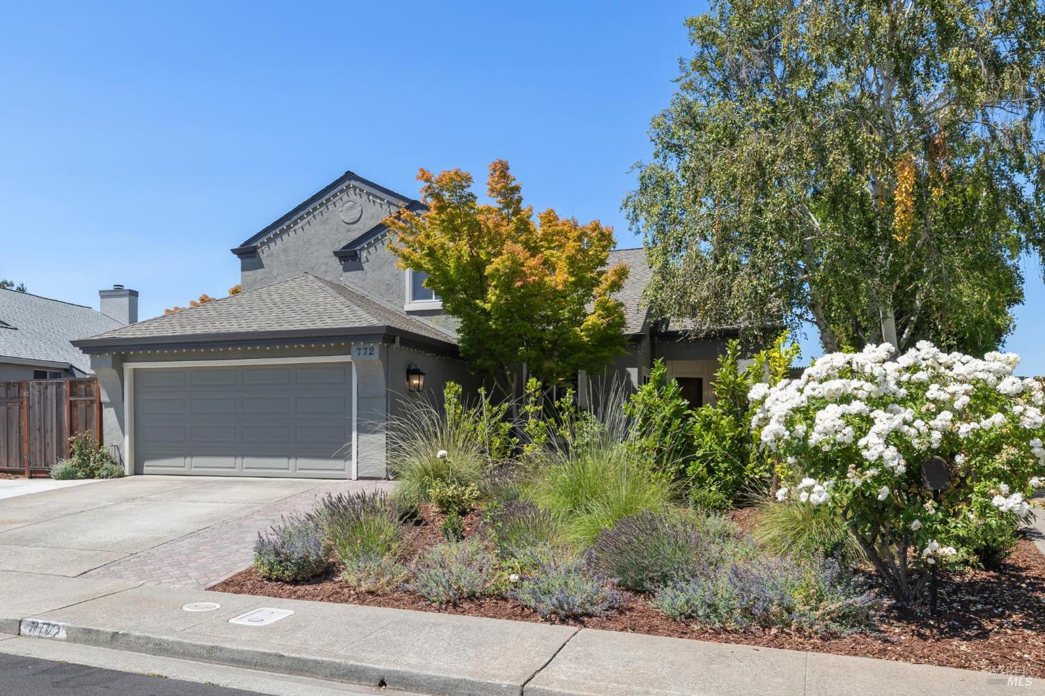 Detail Gallery Image 2 of 82 For 772 Barton Way, Benicia,  CA 94510 - 3 Beds | 2 Baths