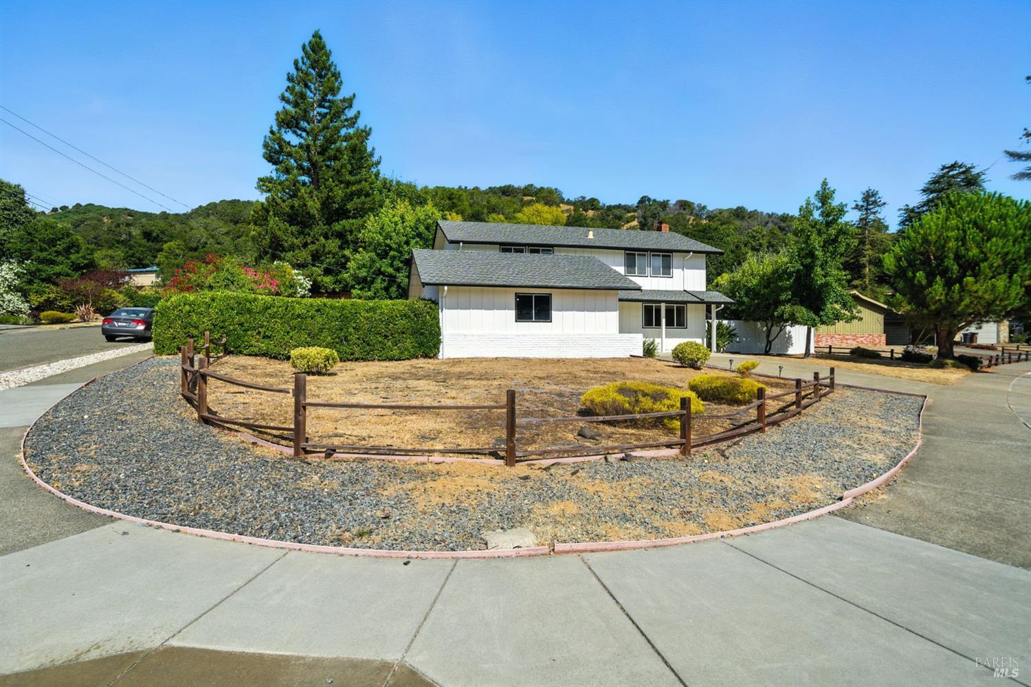 Detail Gallery Image 40 of 51 For 2559 Las Gallinas Ave, San Rafael,  CA 94903 - 5 Beds | 2/1 Baths