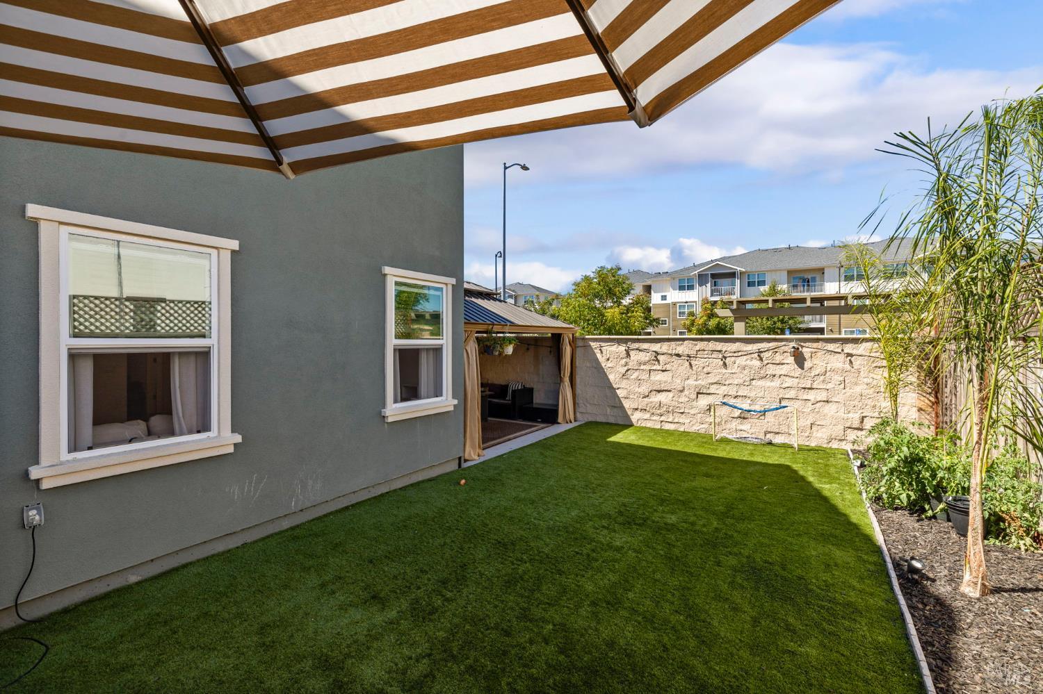 Detail Gallery Image 23 of 25 For 6048 Oak Leaf Pl, Rohnert Park,  CA 94928 - 3 Beds | 2/1 Baths