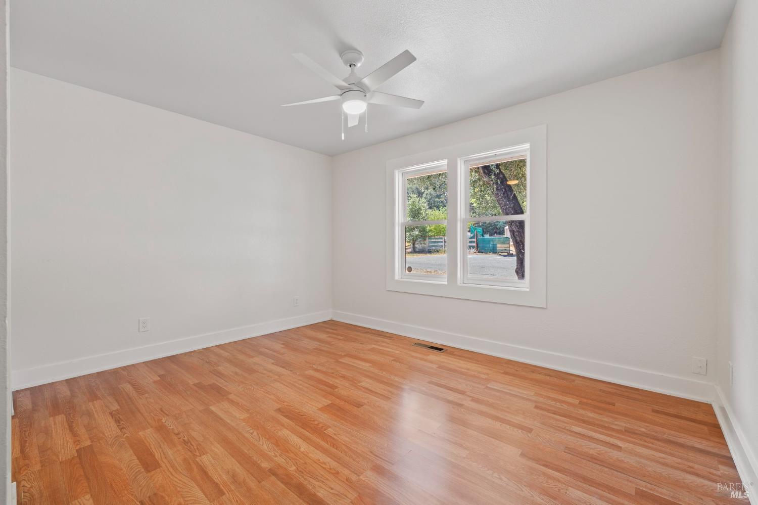 Detail Gallery Image 38 of 67 For 12900 S Highway 101 Hwy, Hopland,  CA 95449 - – Beds | – Baths