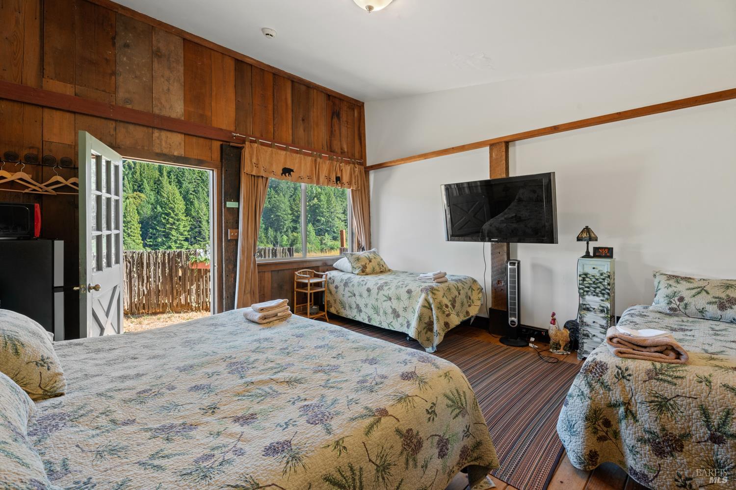 Detail Gallery Image 37 of 50 For 21200 Orr Springs Rd, Ukiah,  CA 95480 - – Beds | – Baths