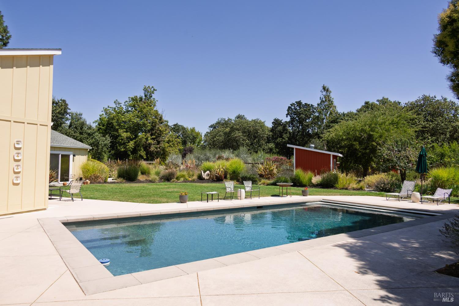 Detail Gallery Image 18 of 19 For 20662 Pueblo Rd, Sonoma,  CA 95476 - 3 Beds | 3/1 Baths