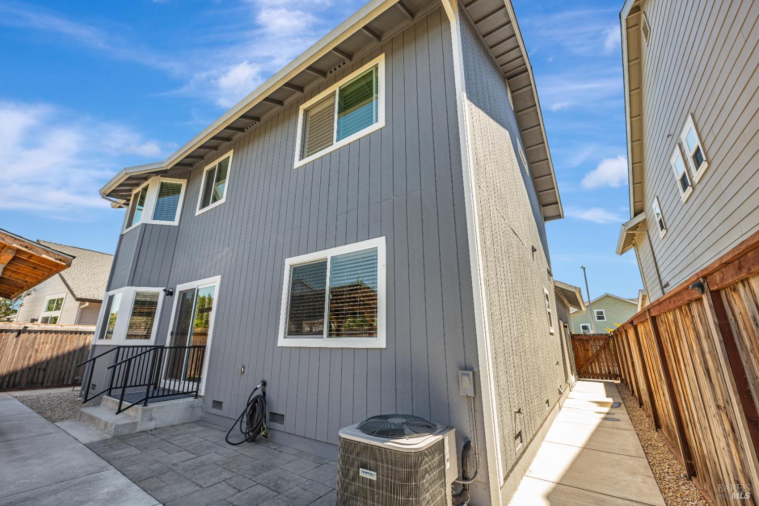 Detail Gallery Image 54 of 60 For 1675 Hopper Ave, Santa Rosa,  CA 95403 - 4 Beds | 3/1 Baths