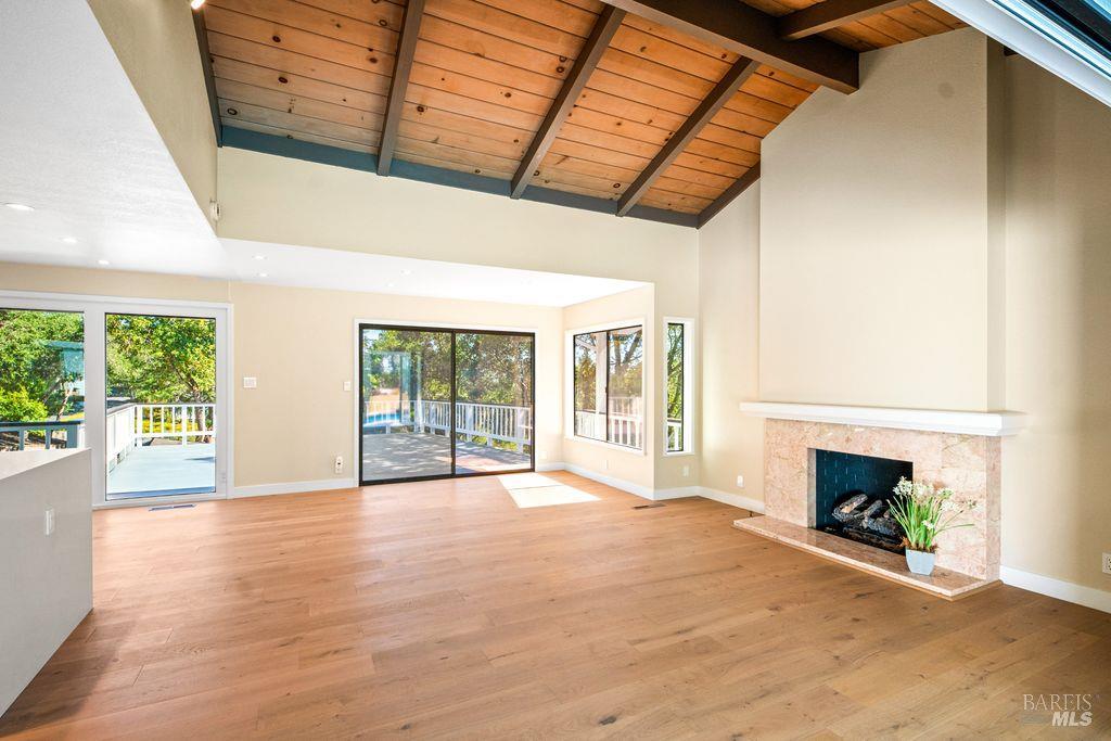 Detail Gallery Image 11 of 70 For 3351 Miraloma Dr, Santa Rosa,  CA 95404 - 4 Beds | 3 Baths