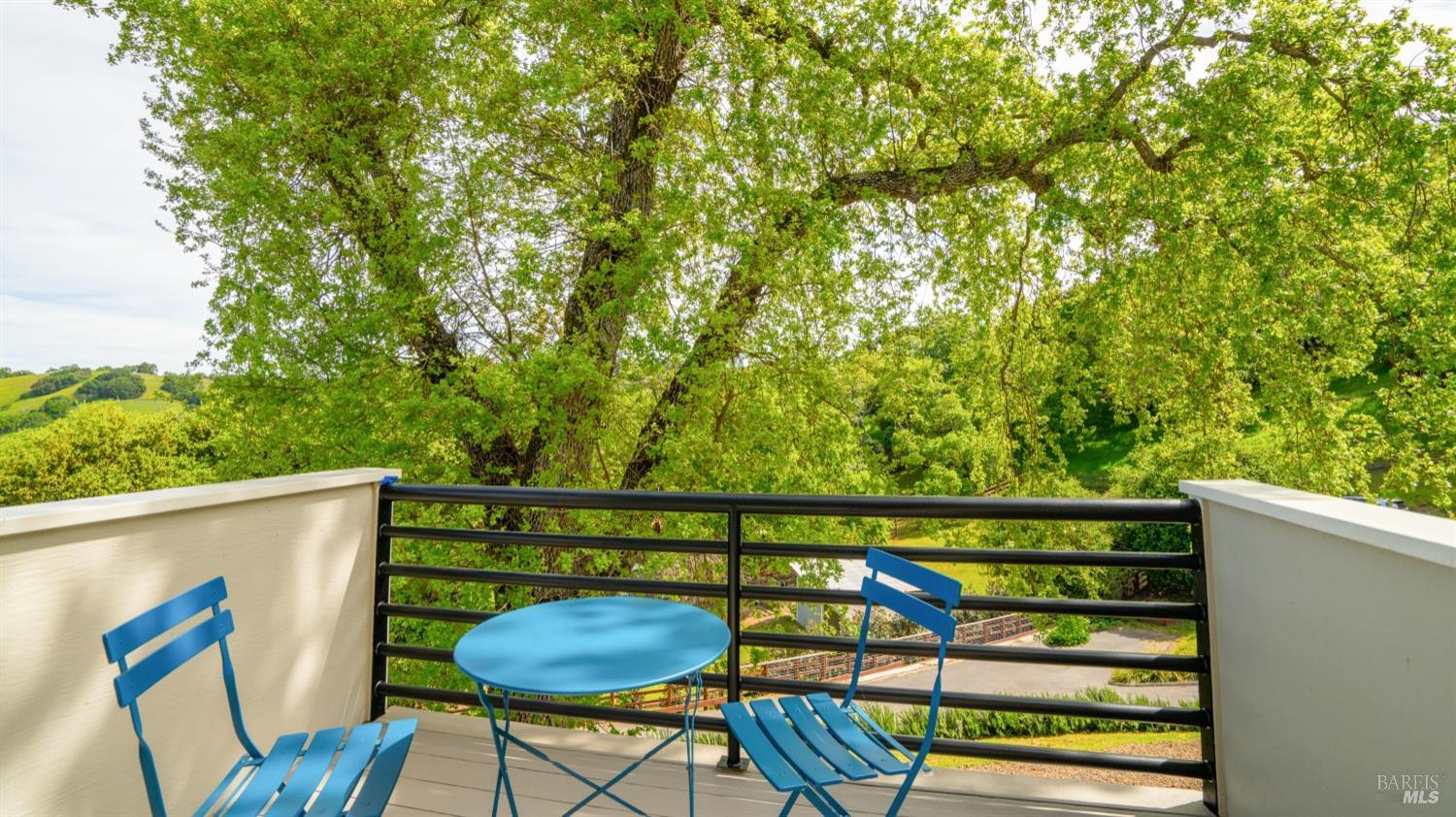 Detail Gallery Image 20 of 75 For 55 Wildwood Ln, Novato,  CA 94947 - 4 Beds | 4/1 Baths
