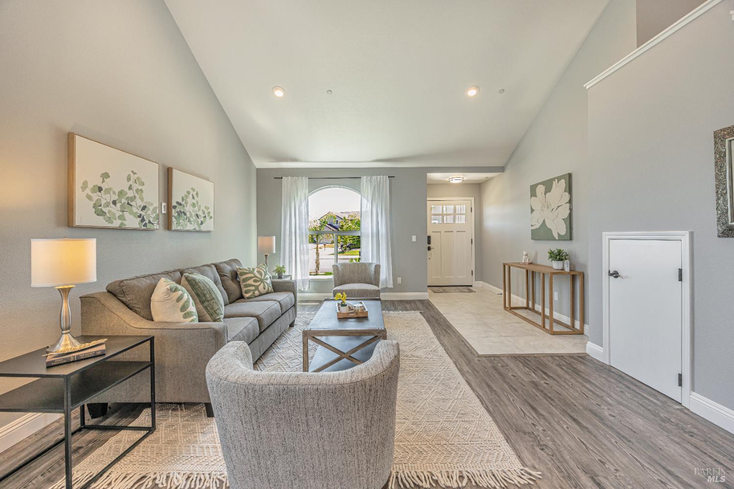 Detail Gallery Image 9 of 60 For 1675 Hopper Ave, Santa Rosa,  CA 95403 - 4 Beds | 3/1 Baths