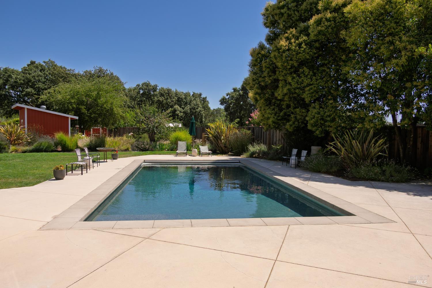Detail Gallery Image 17 of 19 For 20662 Pueblo Rd, Sonoma,  CA 95476 - 3 Beds | 3/1 Baths