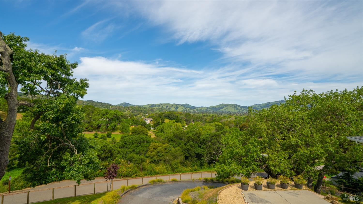 Detail Gallery Image 63 of 75 For 55 Wildwood Ln, Novato,  CA 94947 - 4 Beds | 4/1 Baths