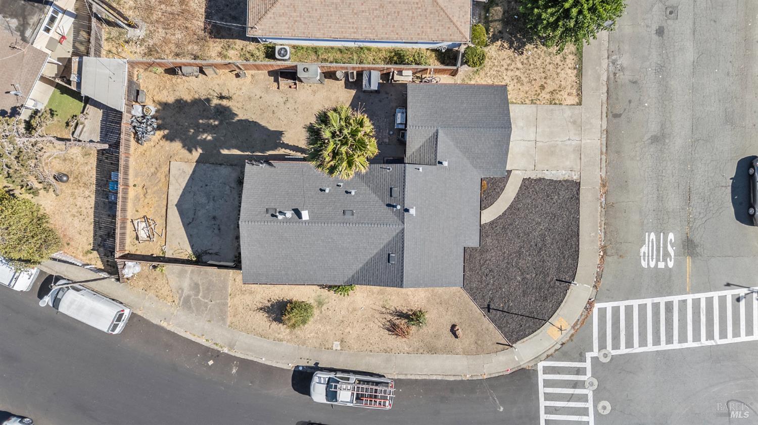 Detail Gallery Image 30 of 33 For 1990 Griffin Dr, Vallejo,  CA 94589 - 3 Beds | 2 Baths