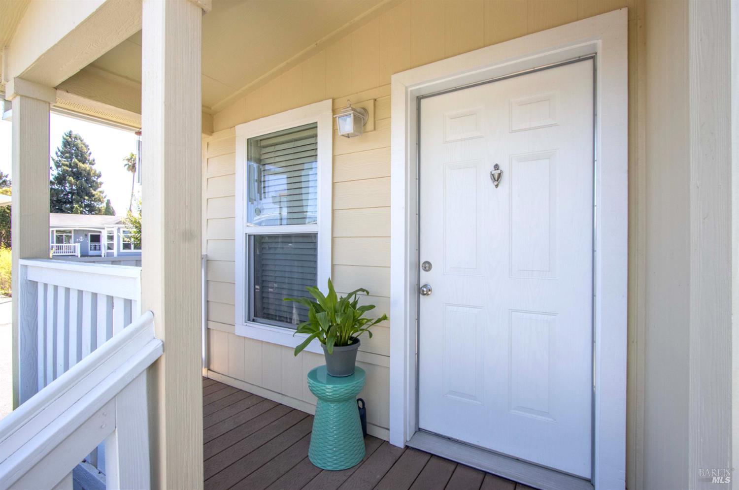 Detail Gallery Image 25 of 33 For 63 Oakwood Dr, Petaluma,  CA 94954 - 3 Beds | 2 Baths