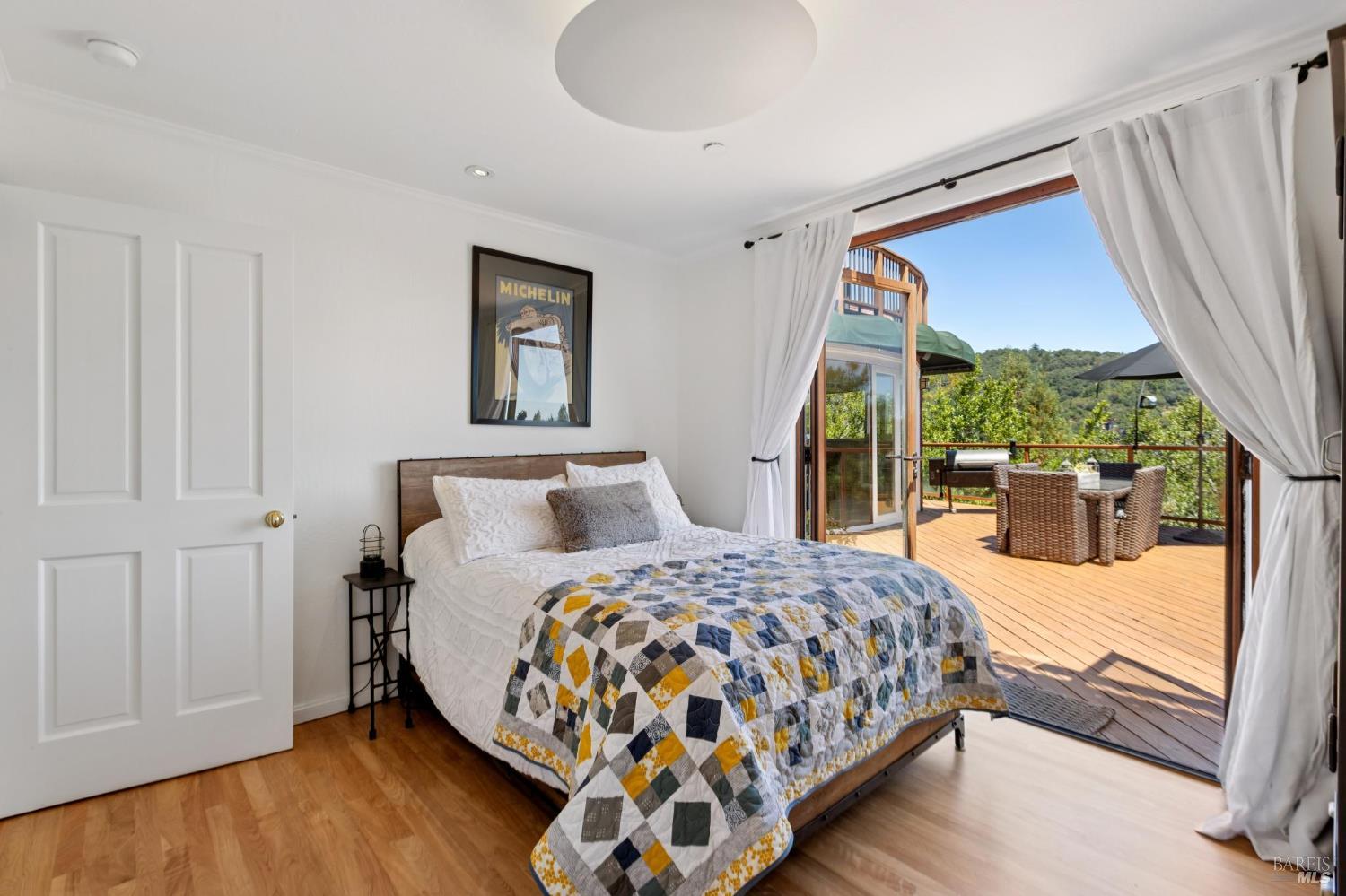 Detail Gallery Image 46 of 60 For 222 Marguerite Ave, Mill Valley,  CA 94941 - 4 Beds | 5 Baths