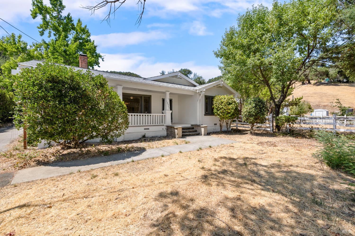 Detail Gallery Image 2 of 67 For 12900 S Highway 101 Hwy, Hopland,  CA 95449 - – Beds | – Baths