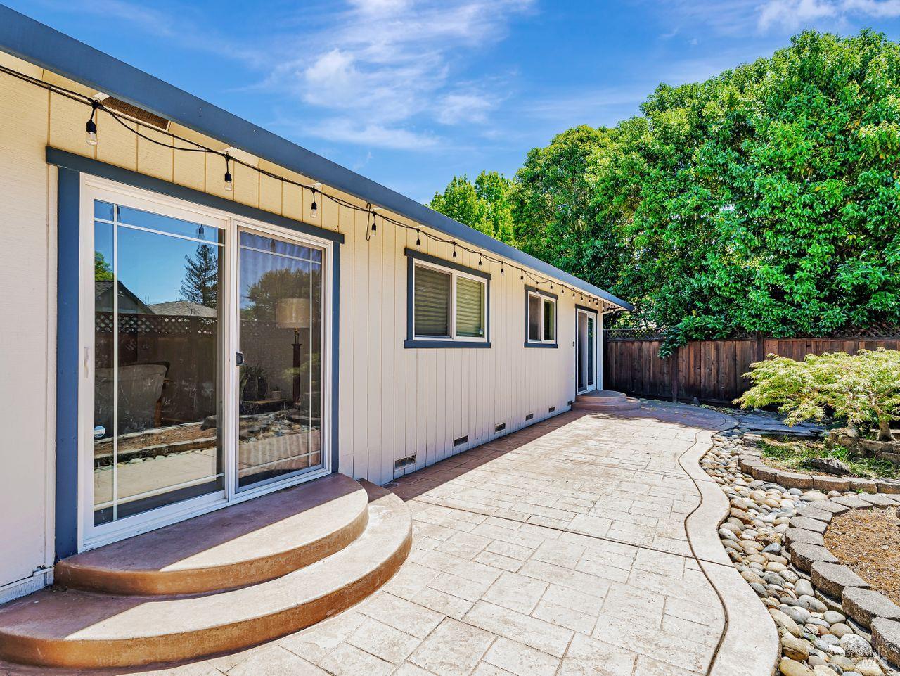 Detail Gallery Image 25 of 29 For 4793 Glencannon St, Santa Rosa,  CA 95405 - 3 Beds | 2 Baths