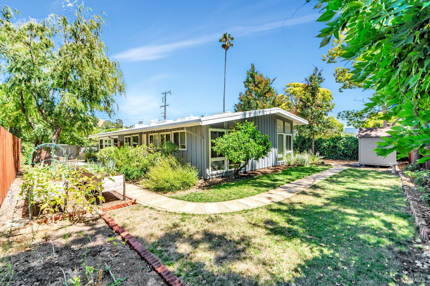 Detail Gallery Image 22 of 23 For 555 Wisteria Way, San Rafael,  CA 94903 - 3 Beds | 2 Baths