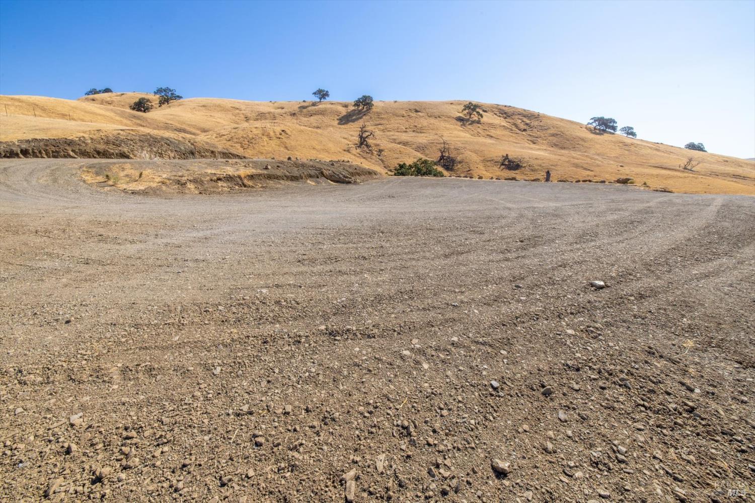 Detail Gallery Image 13 of 38 For 3523 Blue Mountain Dr, Fairfield,  CA 94534 - – Beds | – Baths