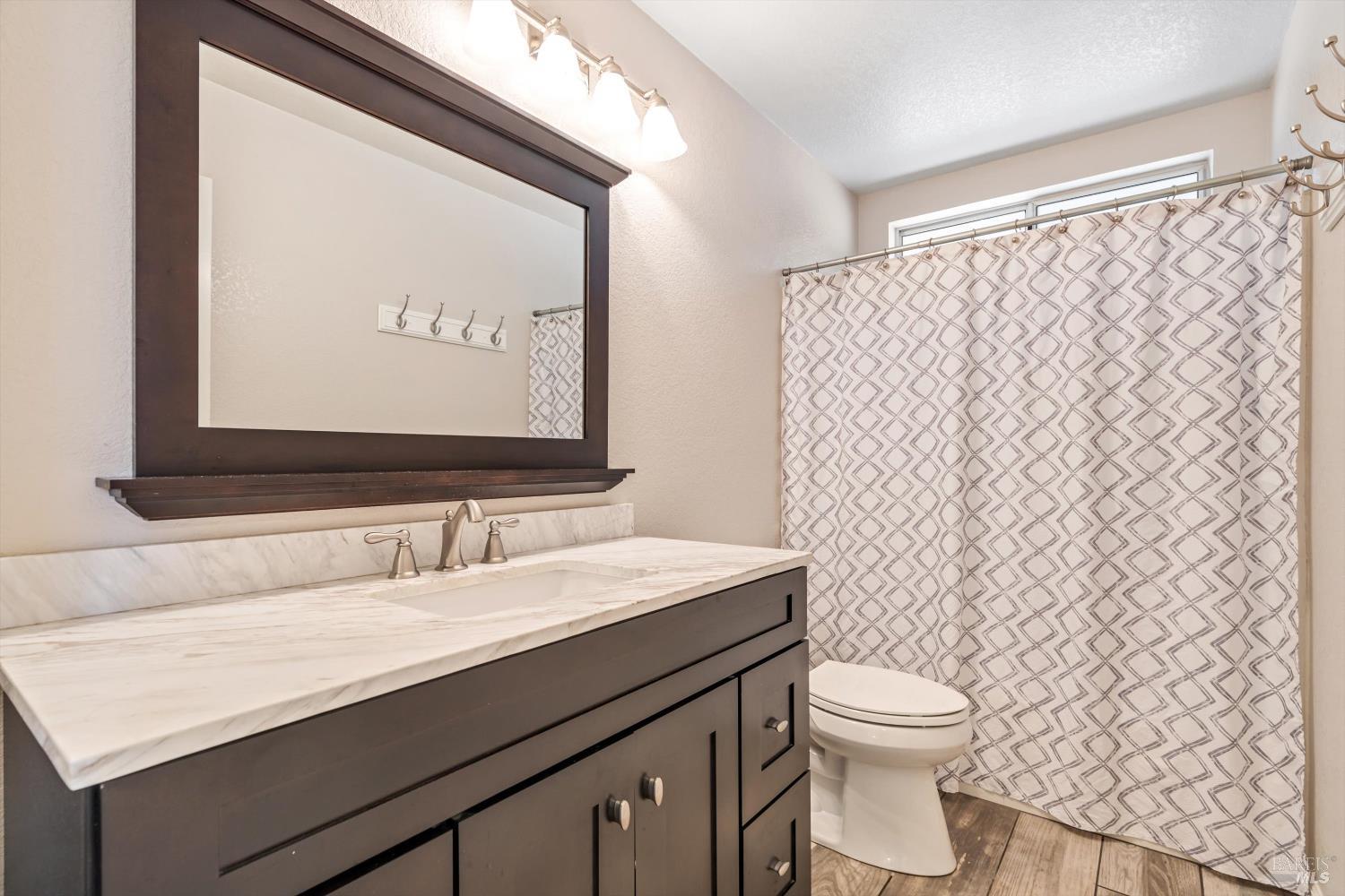 Detail Gallery Image 18 of 35 For 212 Mendelssohn Ct, Cotati,  CA 94931 - 3 Beds | 2/1 Baths