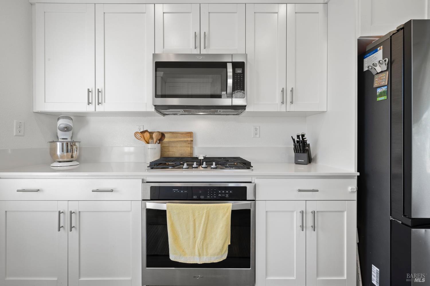 Detail Gallery Image 12 of 25 For 6048 Oak Leaf Pl, Rohnert Park,  CA 94928 - 3 Beds | 2/1 Baths