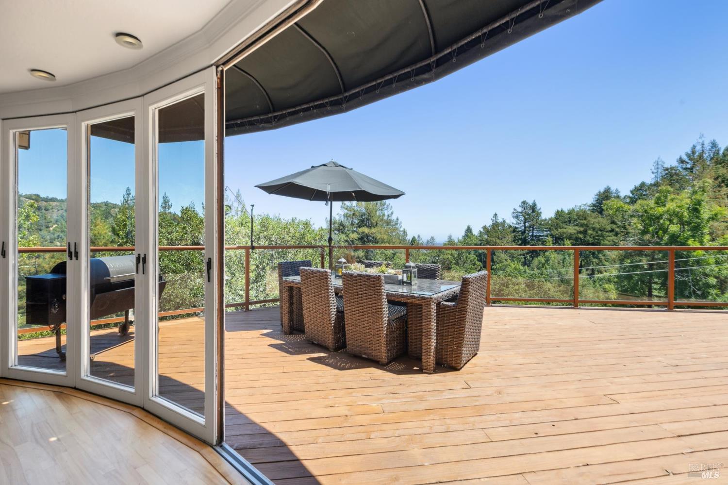 Detail Gallery Image 7 of 60 For 222 Marguerite Ave, Mill Valley,  CA 94941 - 4 Beds | 5 Baths